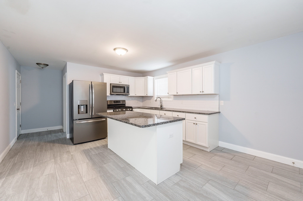 8-10 Kensington Ave