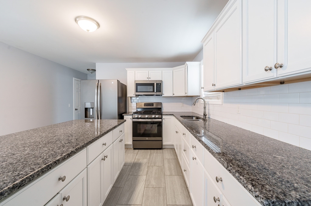 8-10 Kensington Ave