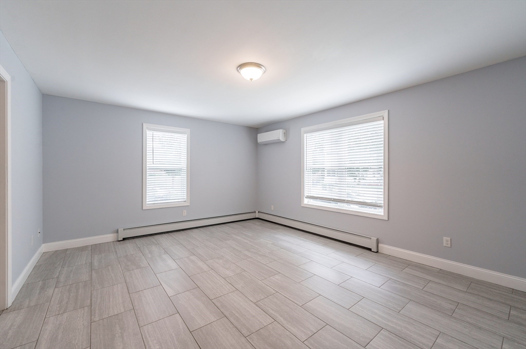 8-10 Kensington Ave