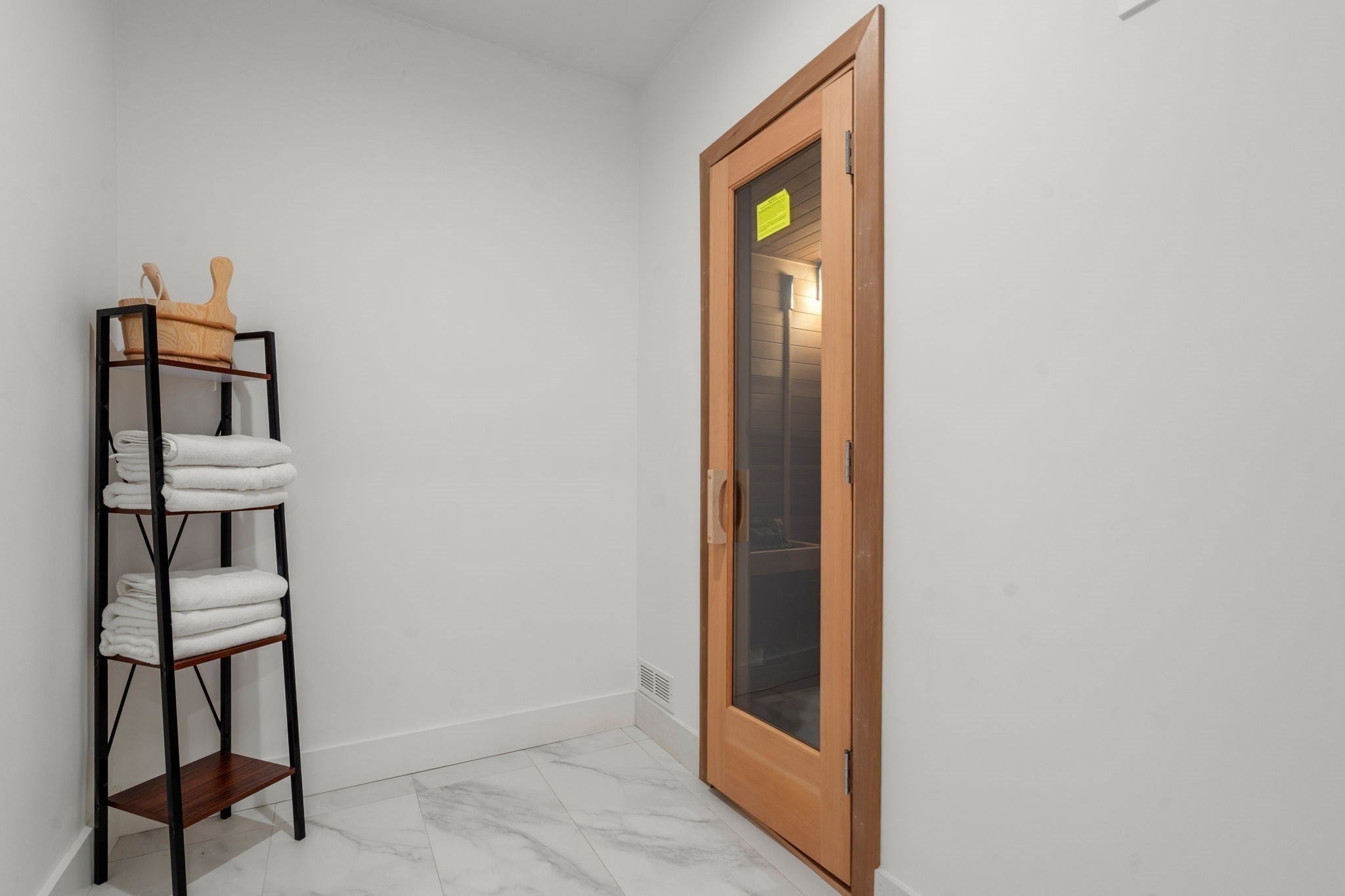 20 Peach Tree Lane, Newton, MA, 20 Peach Tree Lane, Newton, MA Photo #34