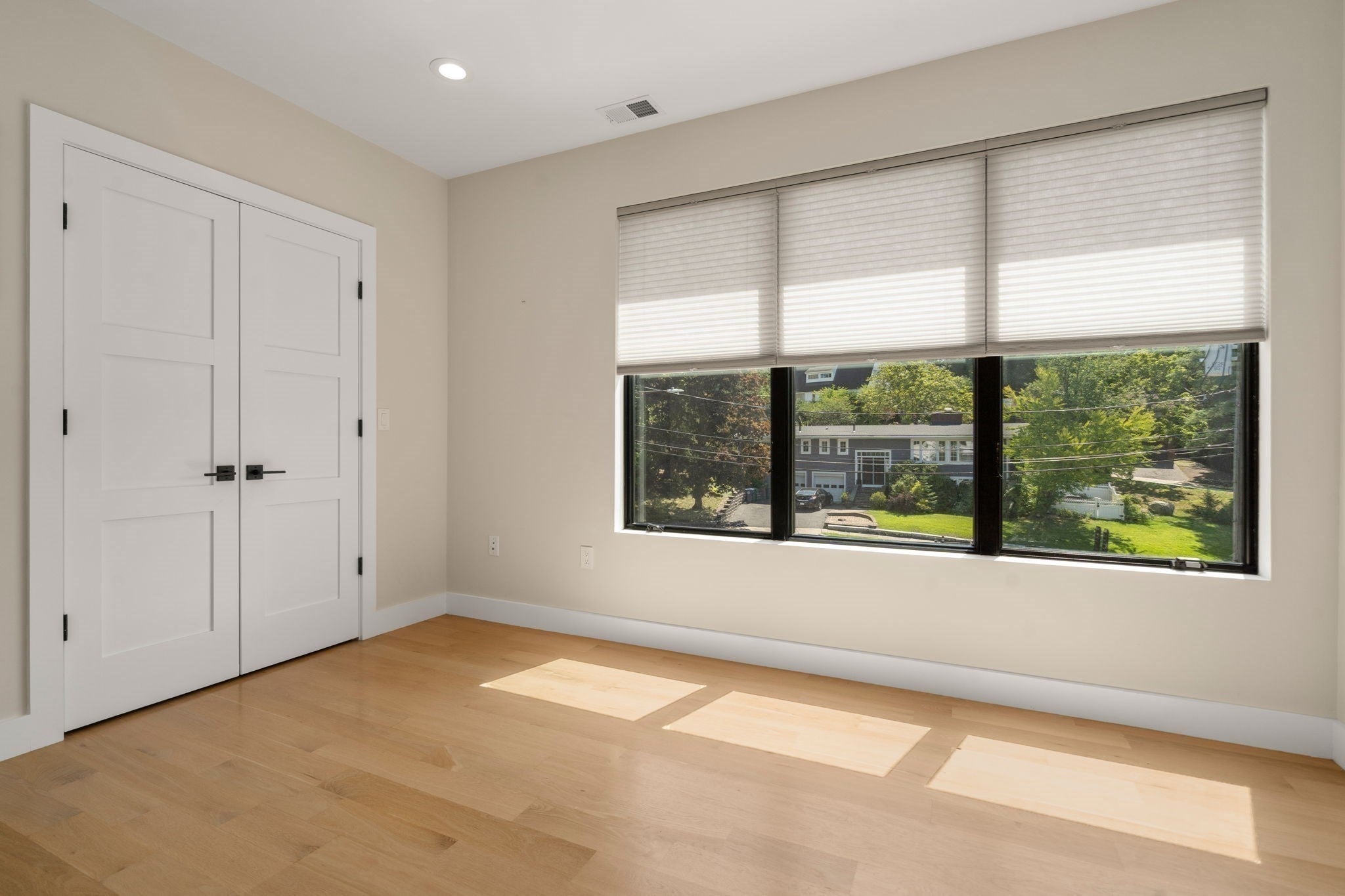 20 Peach Tree Lane, Newton, MA, 20 Peach Tree Lane, Newton, MA Photo #14