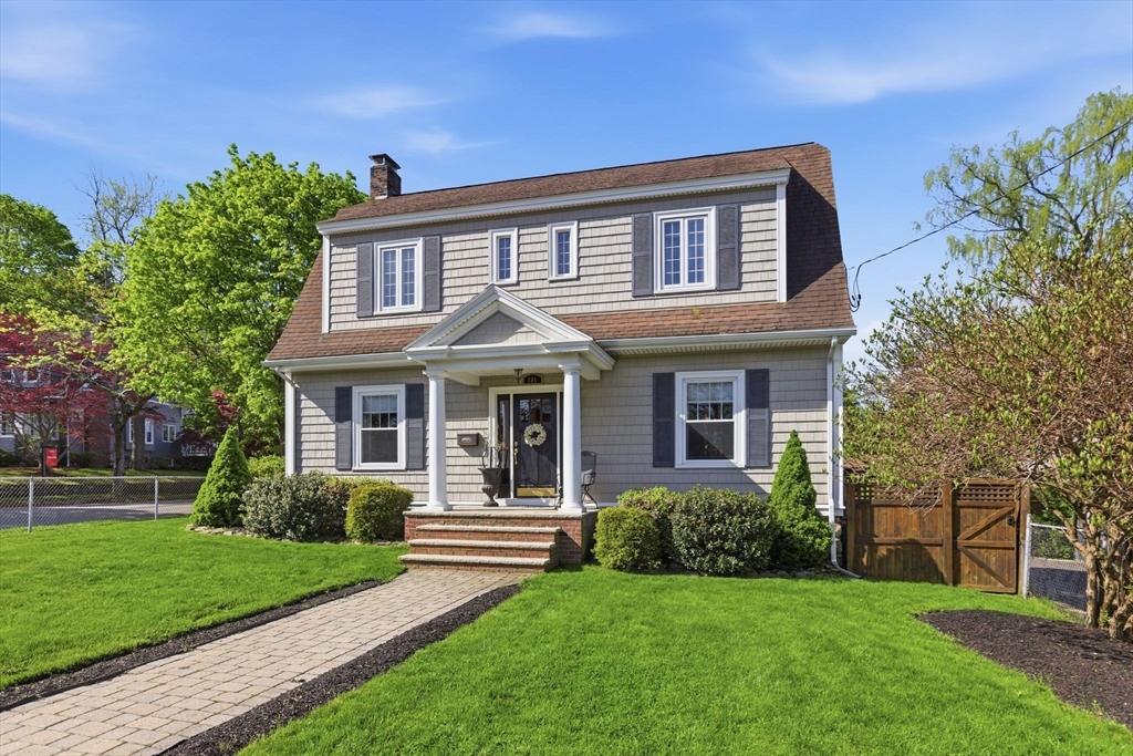 Photo of 181 Franklin St, Stoneham, MA