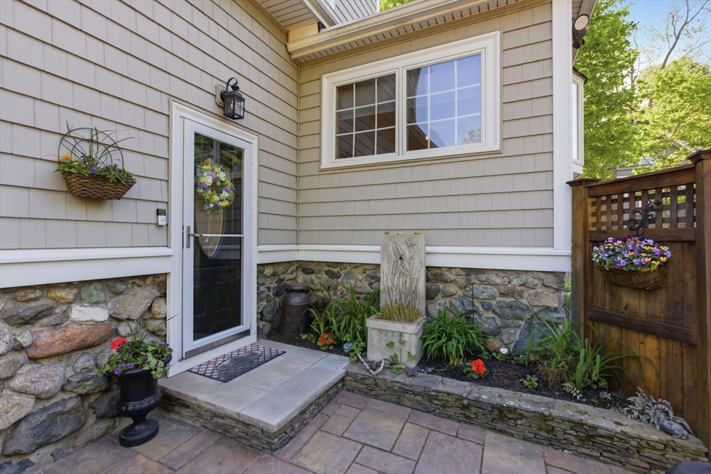 181 Franklin St, Stoneham, MA Photo #34