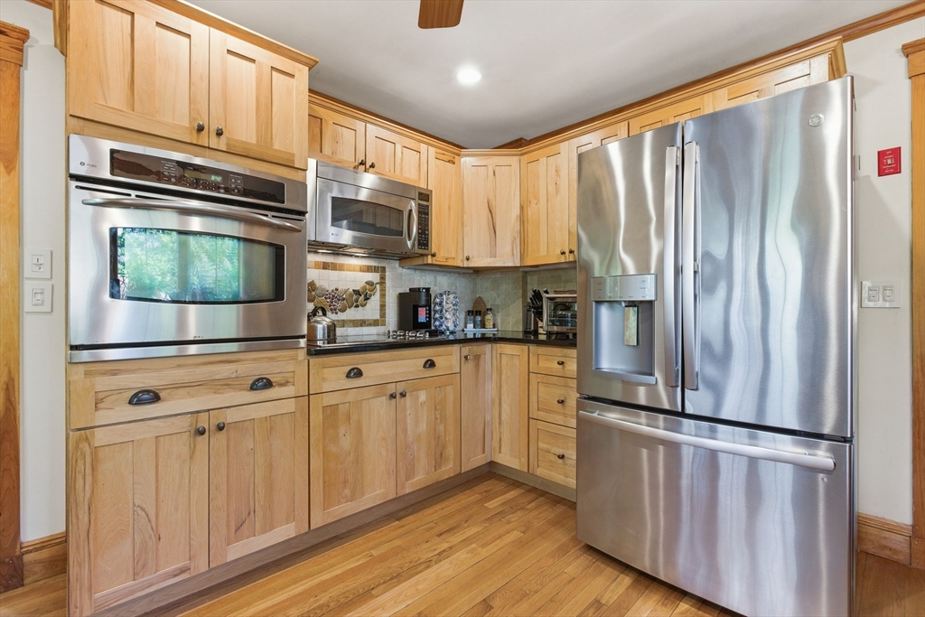 181 Franklin St, Stoneham, MA Photo #16