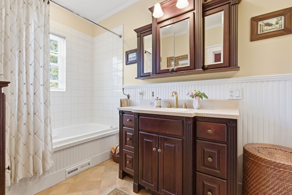 181 Franklin St, Stoneham, MA Photo #29
