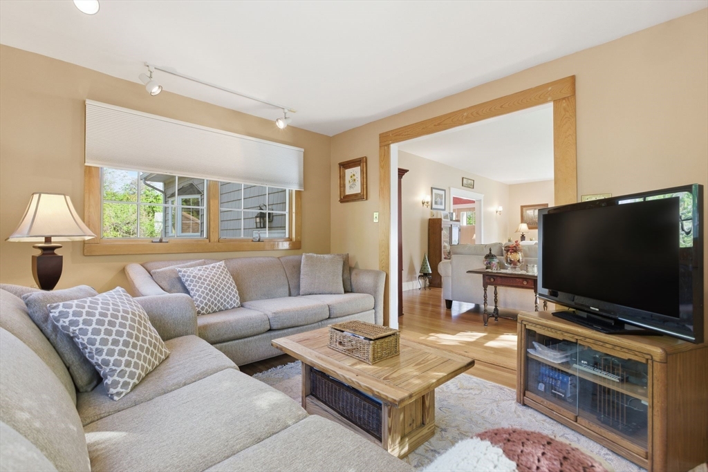 181 Franklin St, Stoneham, MA Photo #13