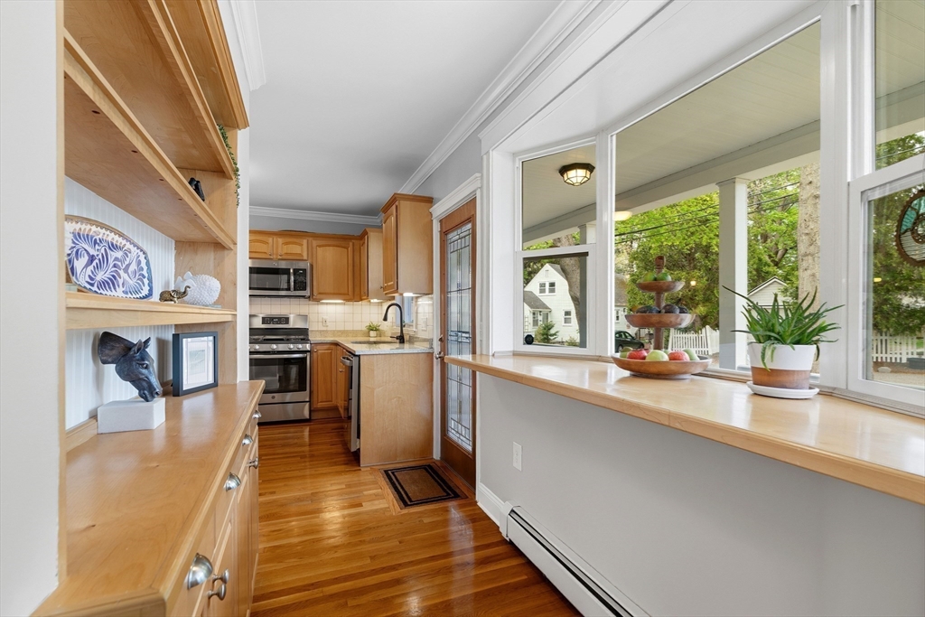 460 Baker Street, Boston, MA Photo #24