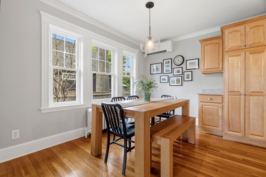 460 Baker Street, Boston, MA Photo #19