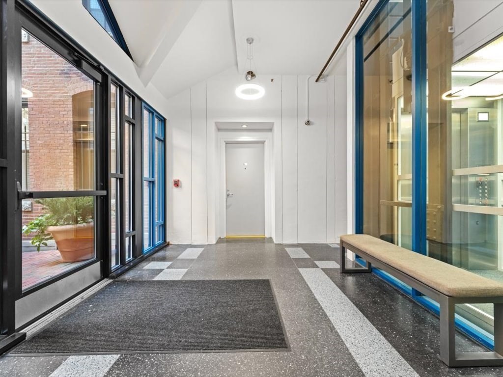 9-17 Harcourt St 503