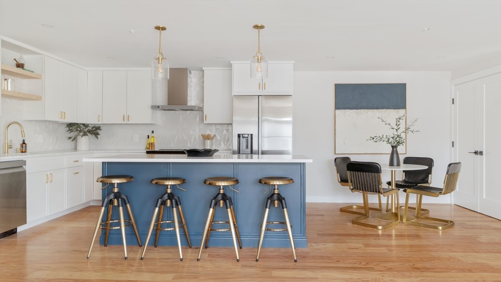 655 Saratoga Street 1