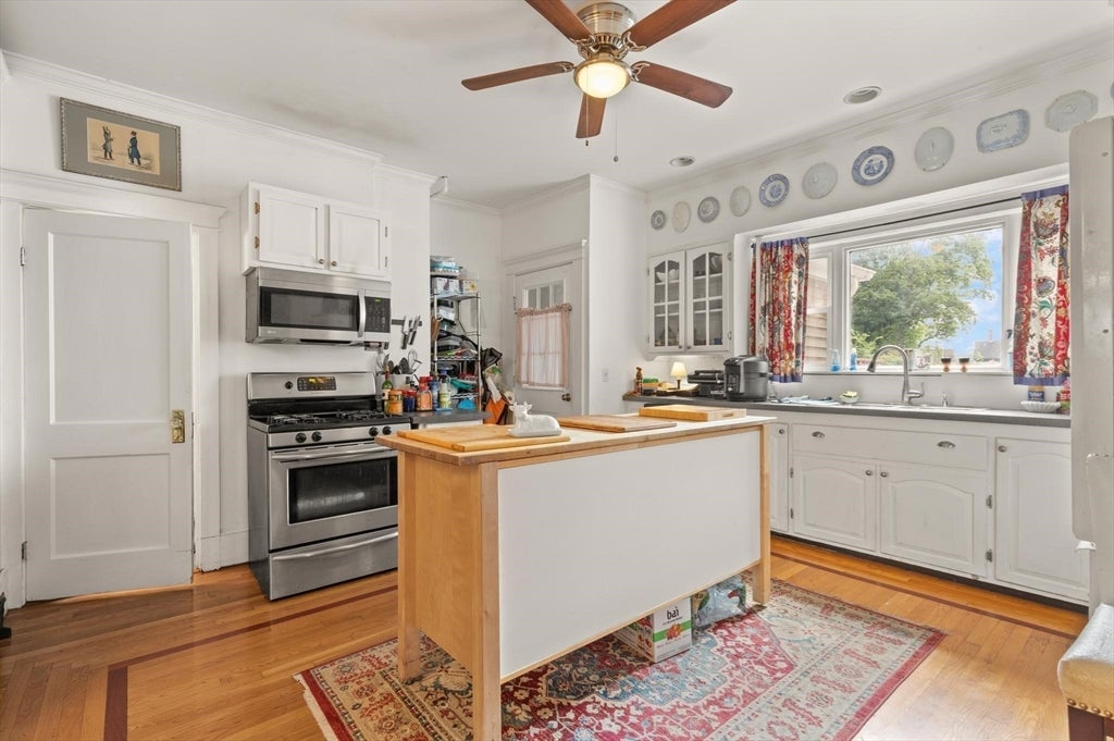 97 E Central St, Franklin, MA, 97 E Central St, Franklin, MA Photo #5