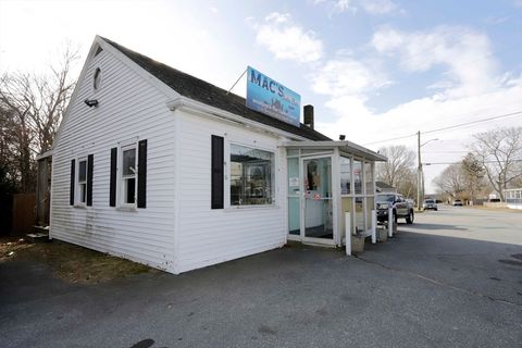 Photo of 116 Sconticut Neck Rd, Fairhaven, MA 02719 (MLS # 73511139)