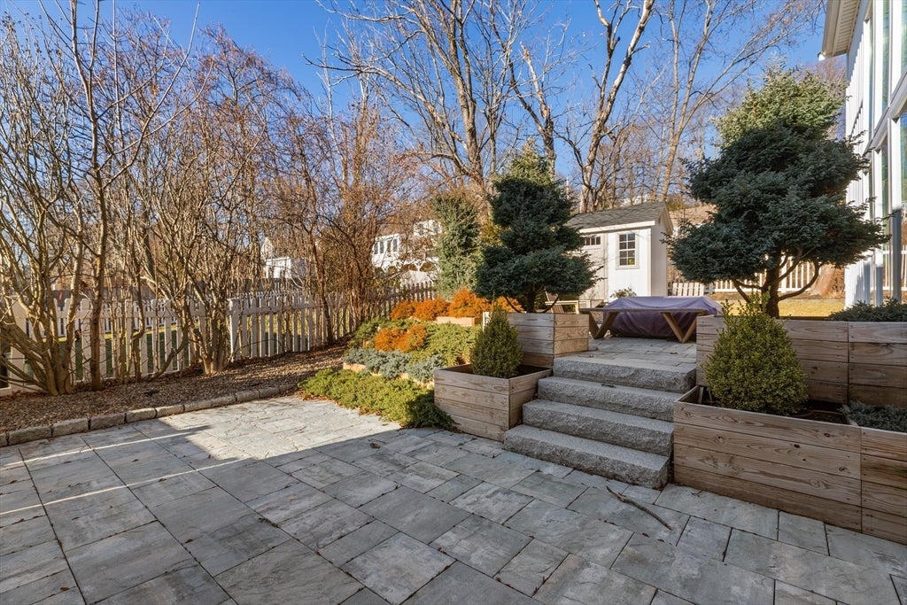 27 Broad Cove Rd, Hingham, MA Photo #28