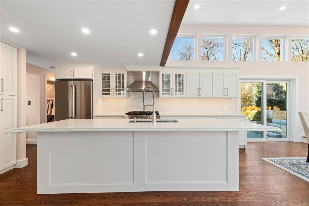 27 Broad Cove Rd, Hingham, MA Photo #9
