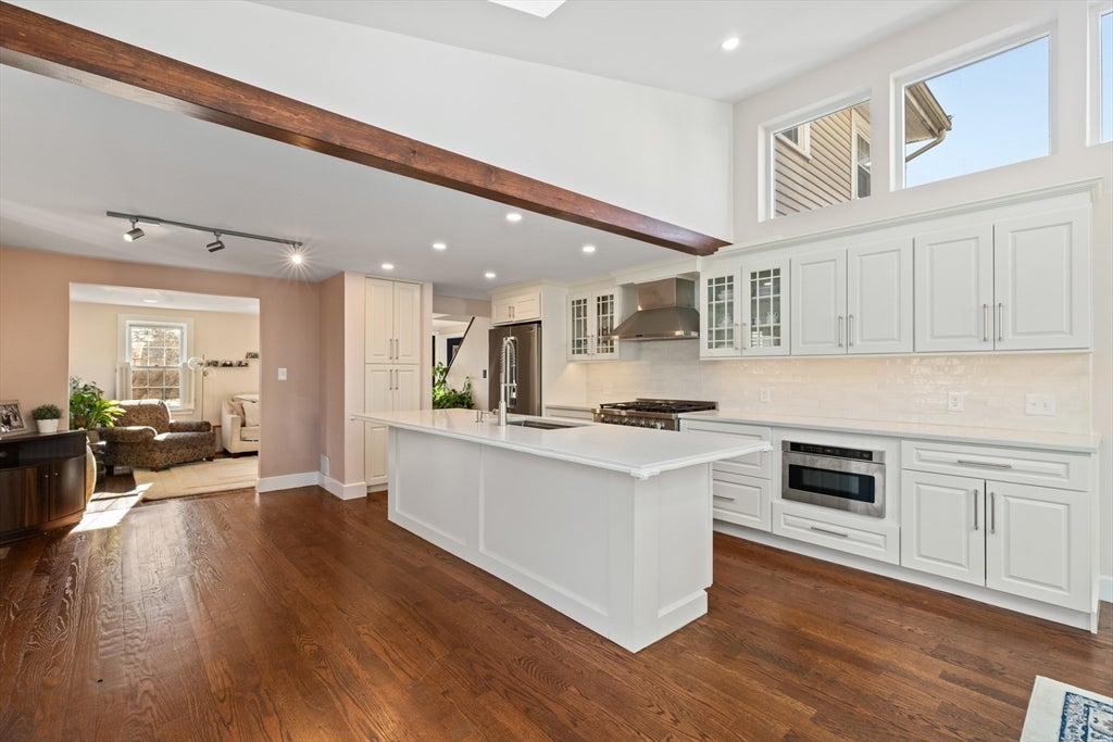 27 Broad Cove Rd, Hingham, MA Photo #10