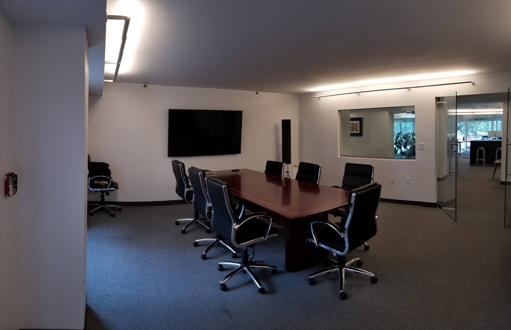 10 Rogers St 120+121