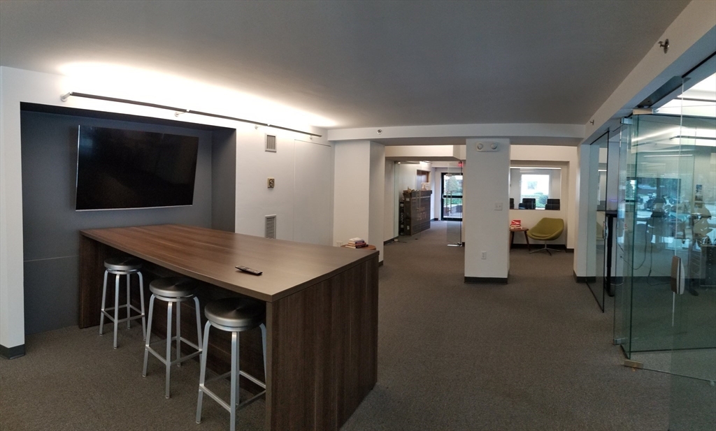 10 Rogers St 120+121