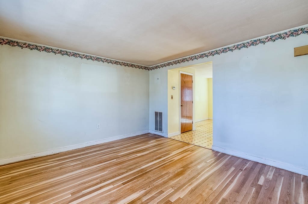 85 Lancaster Rd 85