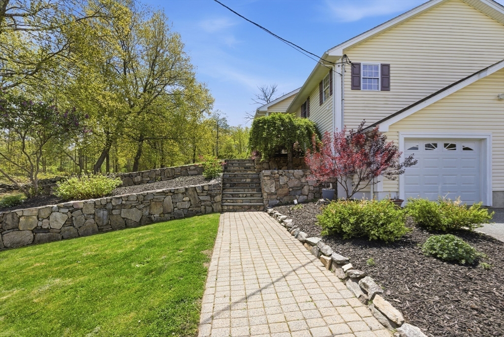 99 Burlingame Rd, Smithfield, RI Photo #31