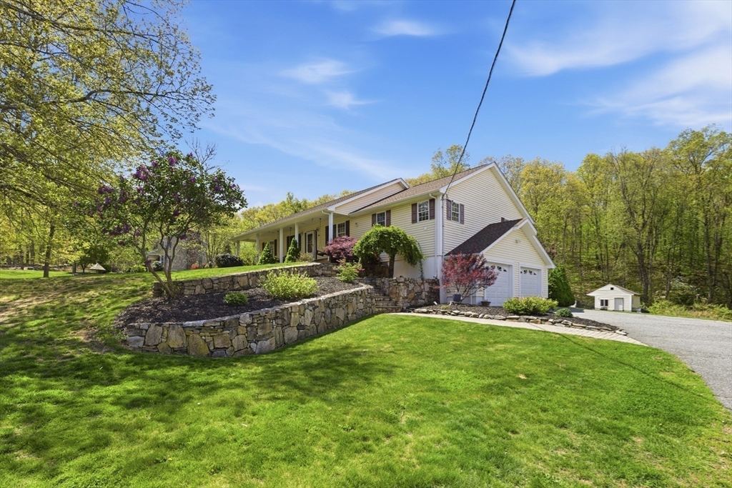 99 Burlingame Rd, Smithfield, RI Photo #2