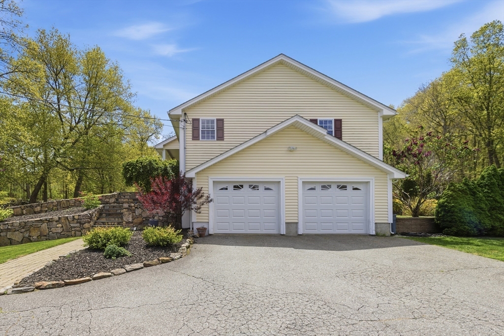 99 Burlingame Rd, Smithfield, RI Photo #3