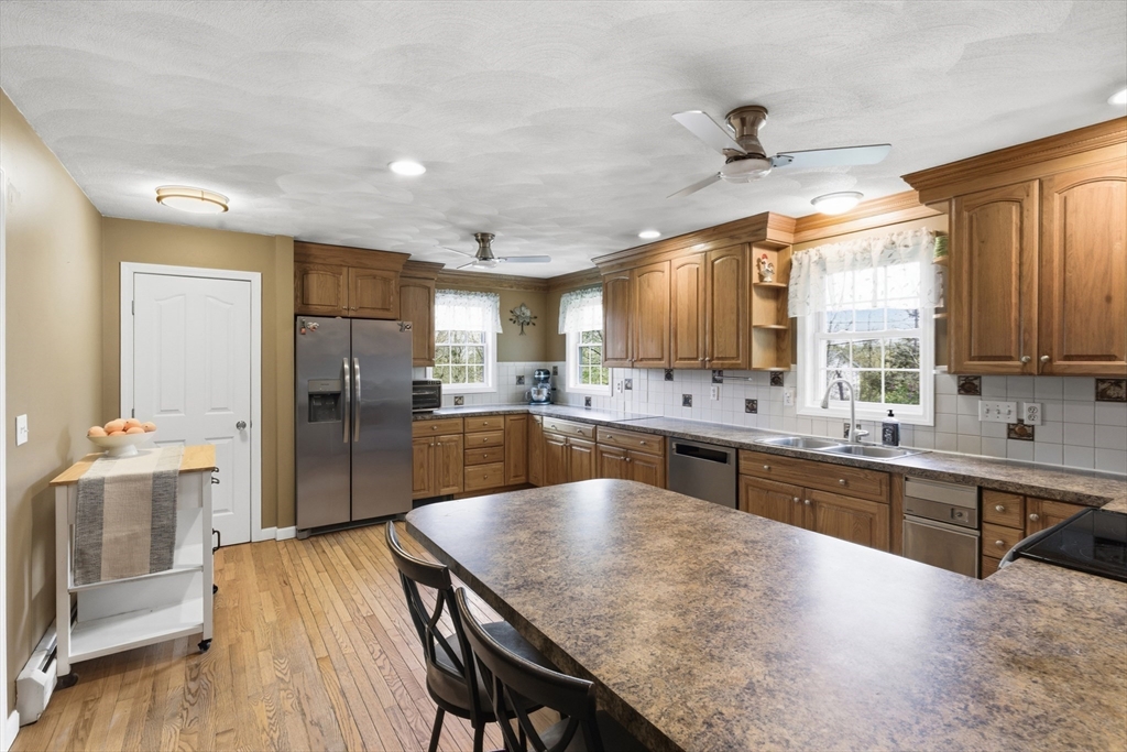 99 Burlingame Rd, Smithfield, RI Photo #16