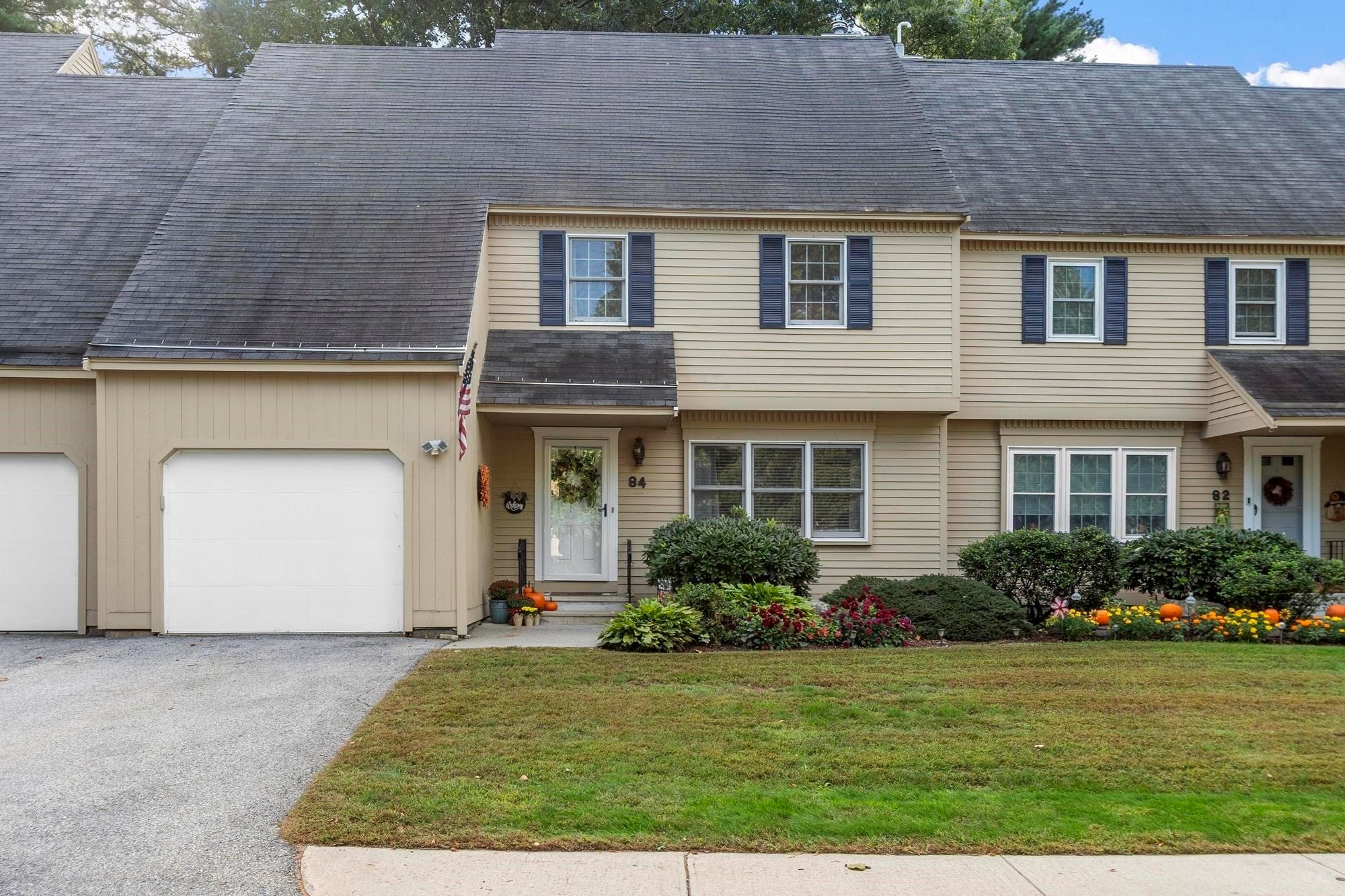84 Waterford Dr #84, Worcester, MA, 84 Waterford Dr #84, Worcester, MA Photo #2
