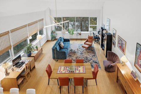 290 Pleasant St 220 Watertown MA 02472