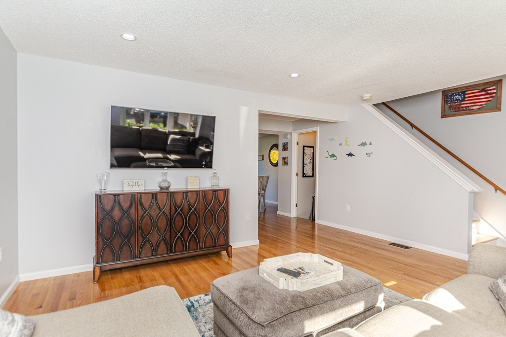 1003 Lewis O Gray Dr 1003