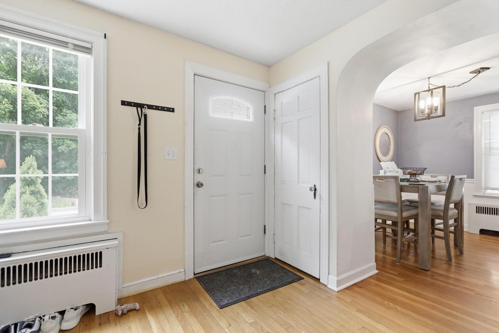 7 Monmouth Avenue
