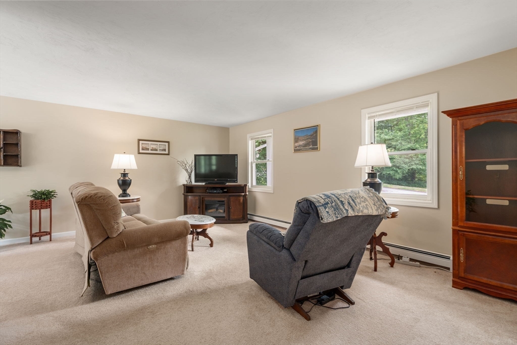 42 Jessica Way, Northbridge, MA, 42 Jessica Way, Northbridge, MA Photo #6