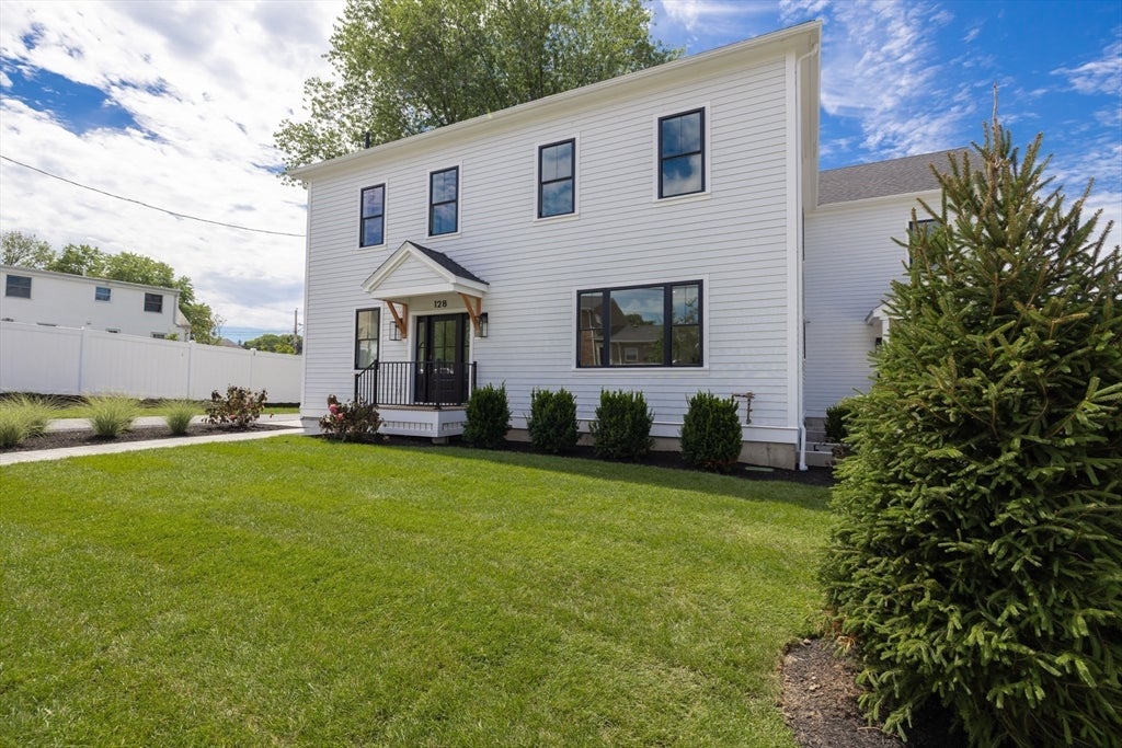 128 Carey Ave 128