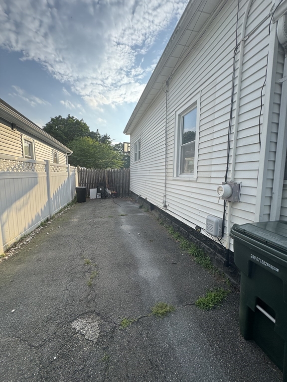 21 Fullerton St