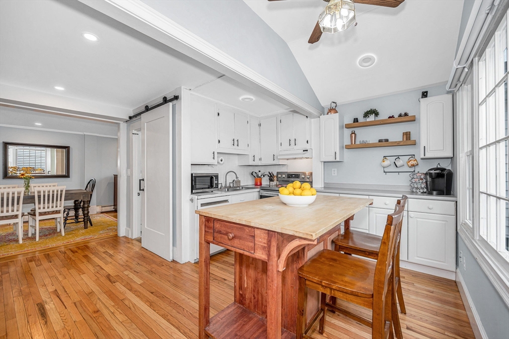 33 Upland St 33