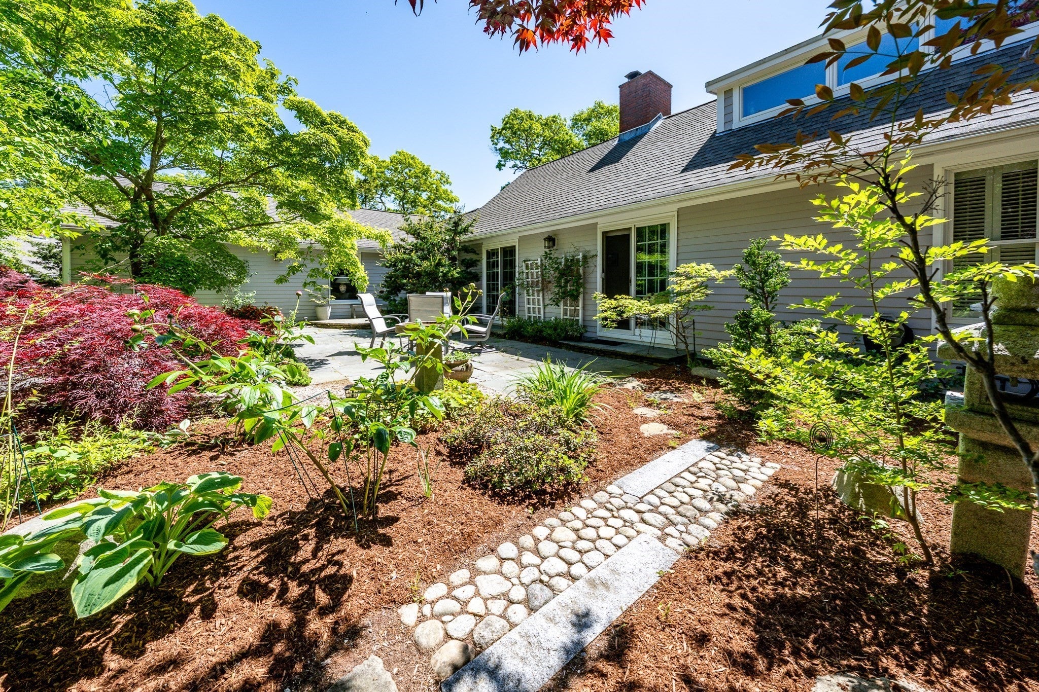 96 Greensward Rd