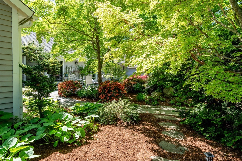 96 Greensward Rd