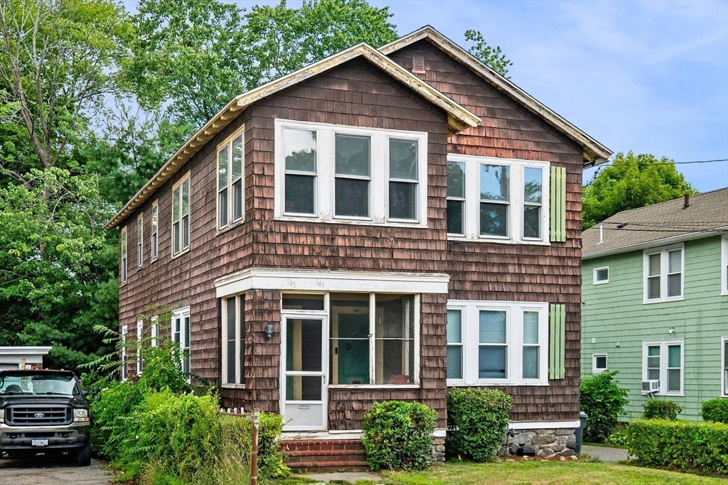 147-149 Oakland Ave