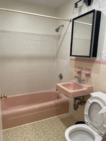 25 Custer Street 303