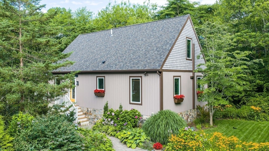104 Fir St, Fairhaven, MA, 104 Fir St, Fairhaven, MA Photo #3