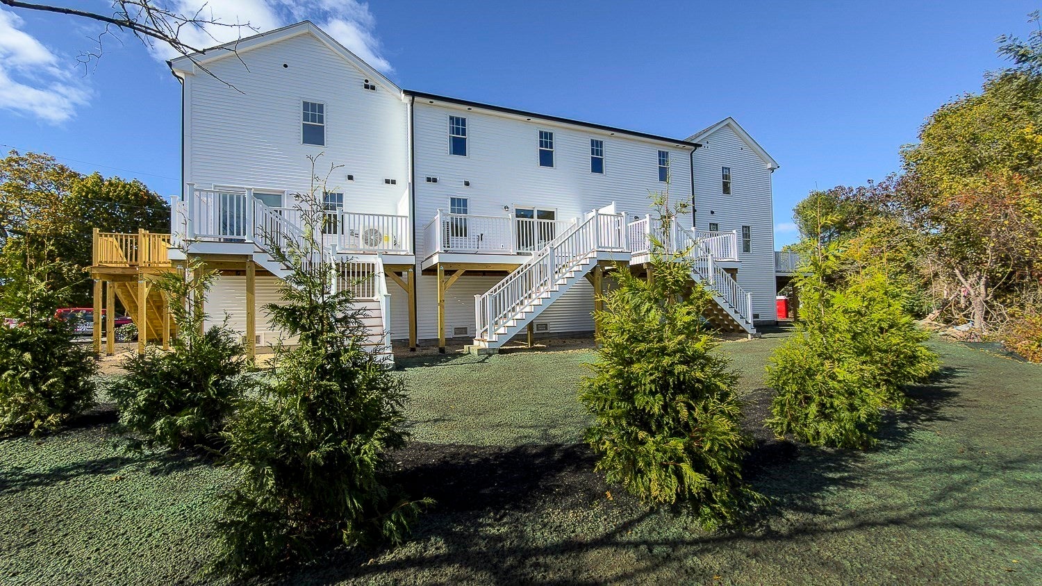 10 Harrison Ave 4