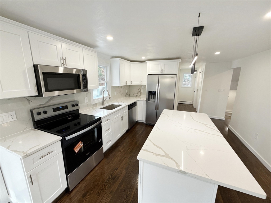 184 King Phillips Pathe