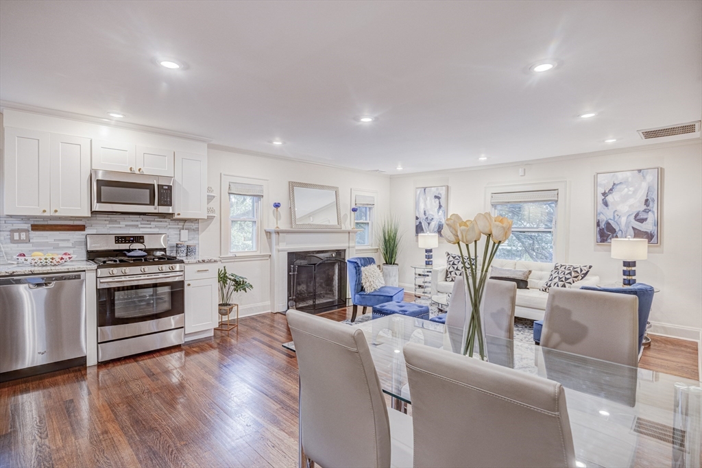 147 Lowell Ave 147