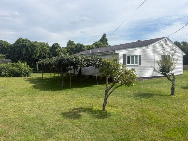 38 Hilton Street, Somerset, MA, 38 Hilton Street, Somerset, MA Photo #3