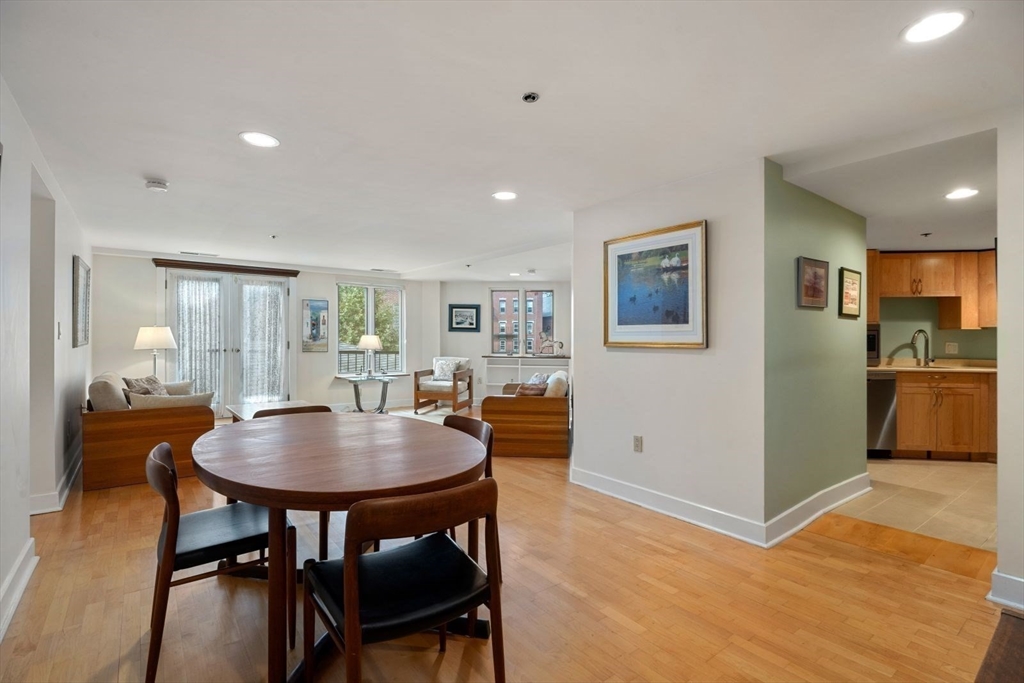 100 Fulton Street 4V