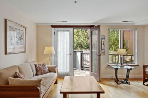 100 Fulton Street 4V Boston MA 02109
