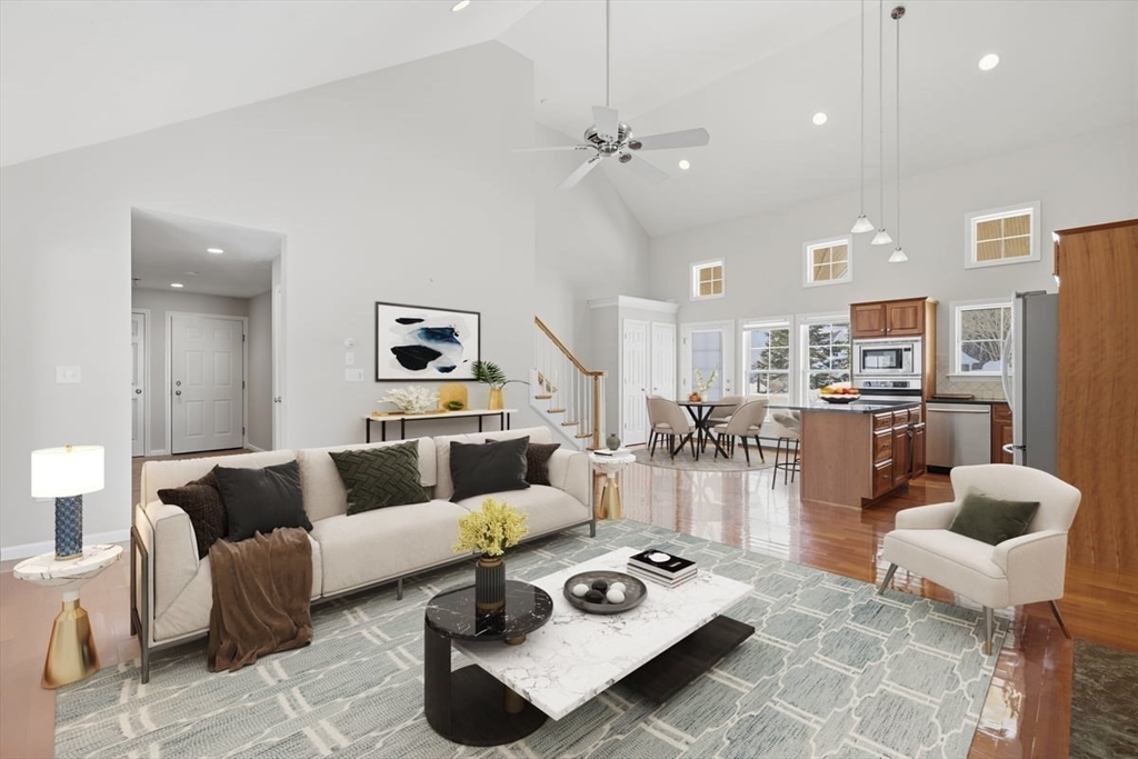 18 Winterberry Ln 18