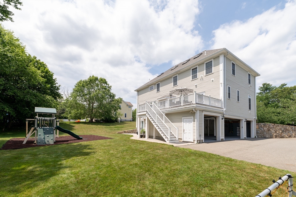 3 Great Acres Dr