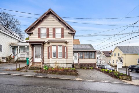 48 Barrington St Lowell MA 01852