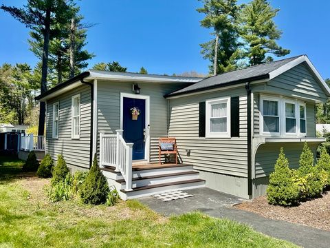 6 Rosewood Halifax MA 02338