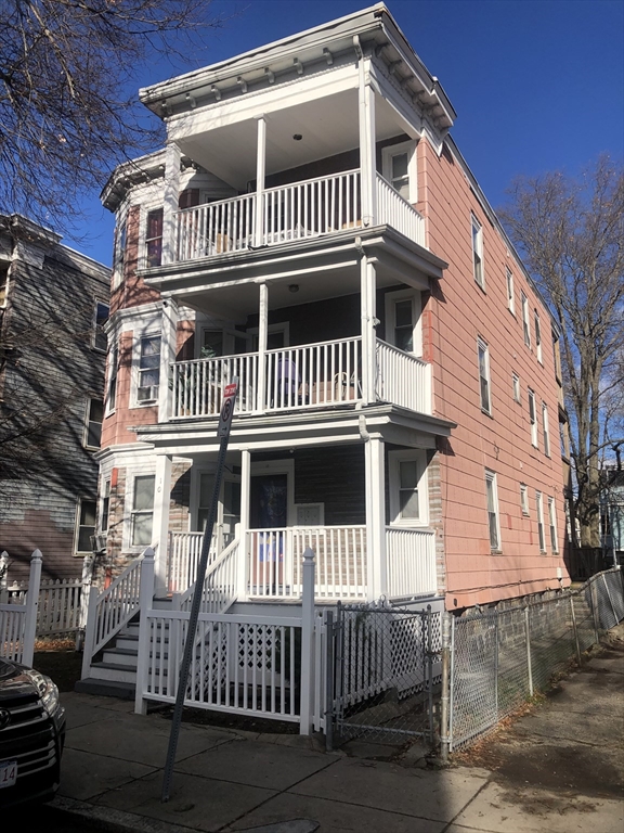 10 Hosmer Street